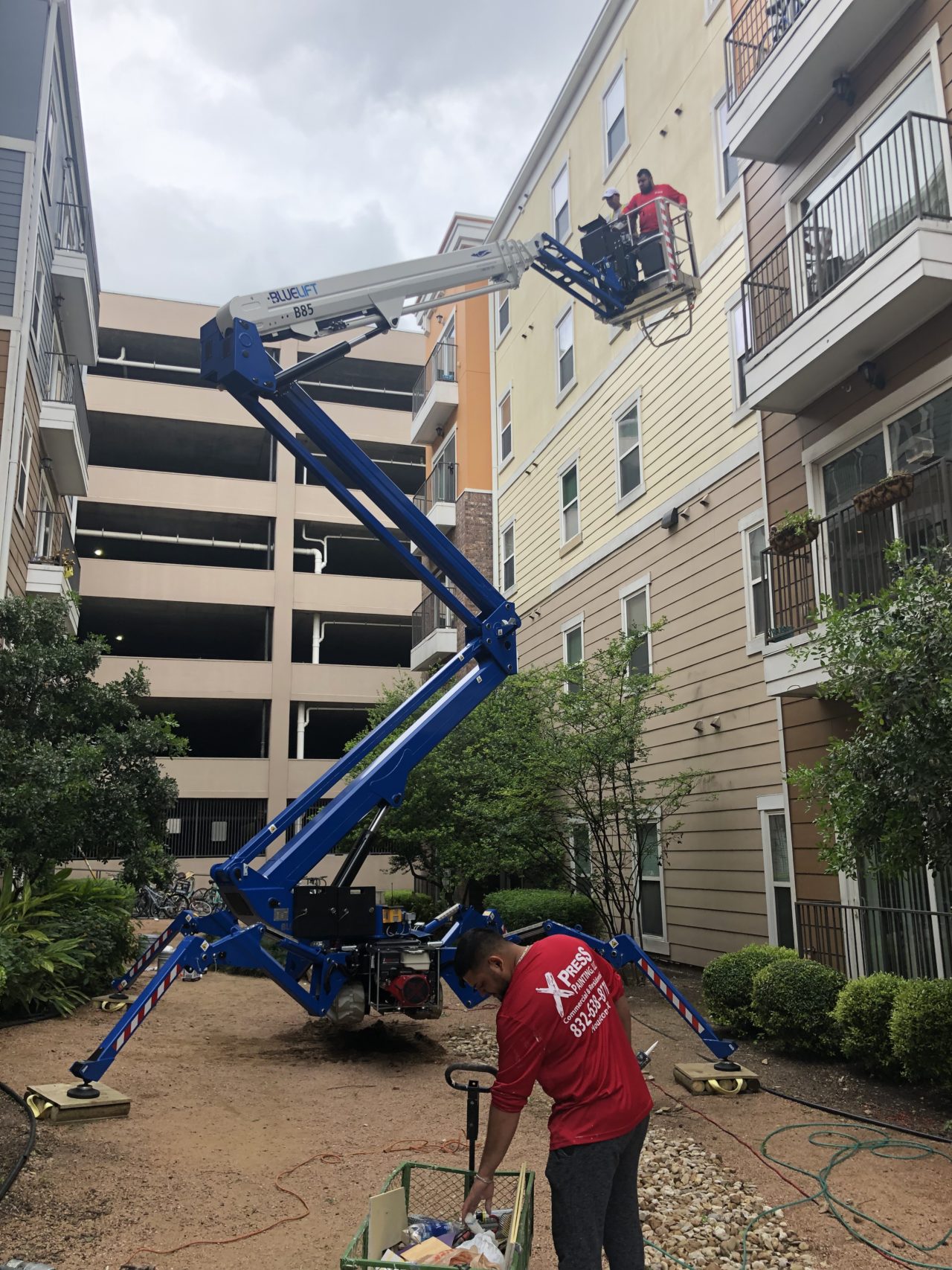 Xpress Lift Rentals provides commercial aerial lifts for your projects